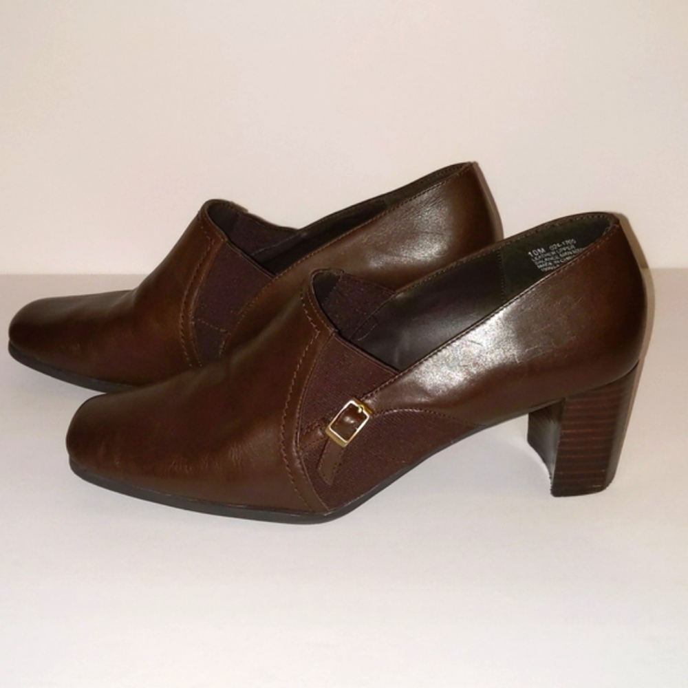 Ladies Liz Baker Maple Brown chunky heel Sz 10M(B)